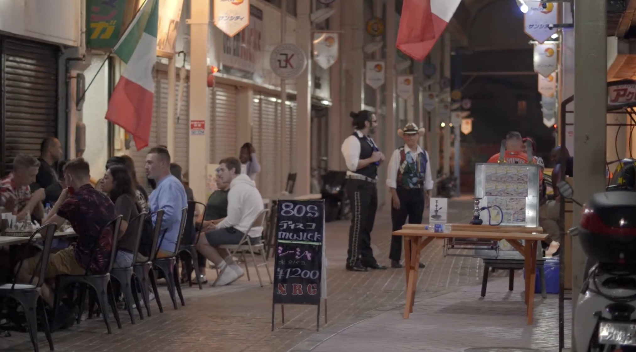 沖縄市コザ・ナイトツアー