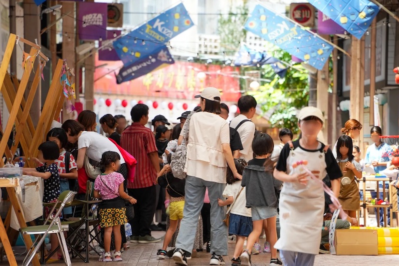 [1/25] KSA ROOTS MARKET（ケーエスエー・ルーツ・マーケット）@コザ一番街